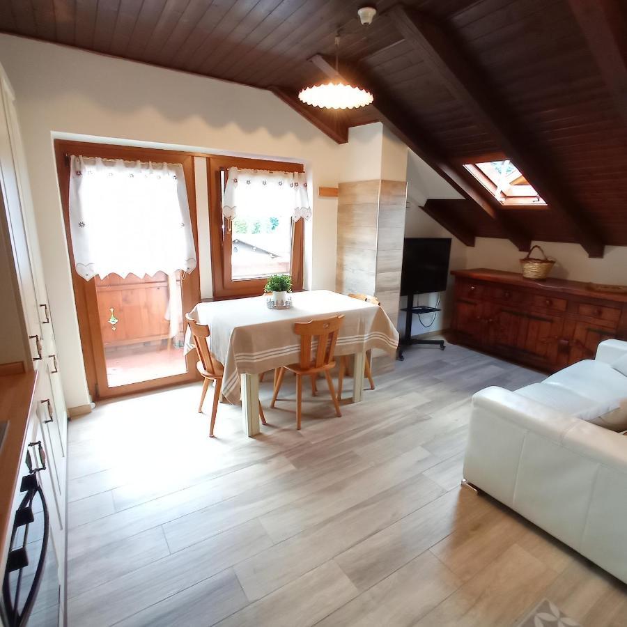 La Mansarda Di Sabina. Apartman Fiera di Primiero Kültér fotó